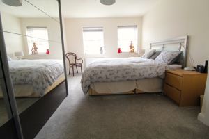 Bedroom- click for photo gallery
